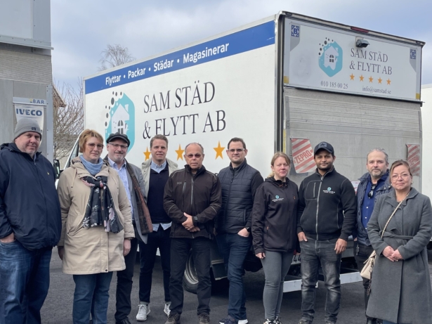 Kommunstyrelsens arbetsutskott besökte Sam Logistik & Städ