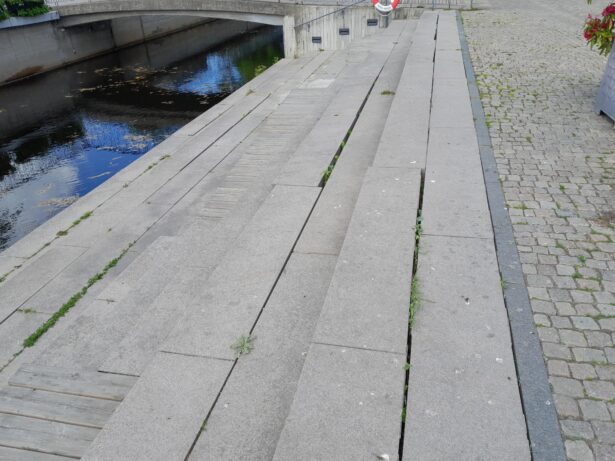 Torgtrappan stängs av tillfälligt
